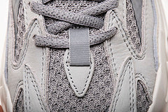 Reps Sneakers Yeezy Boost 700 V2 “Static” EF2829