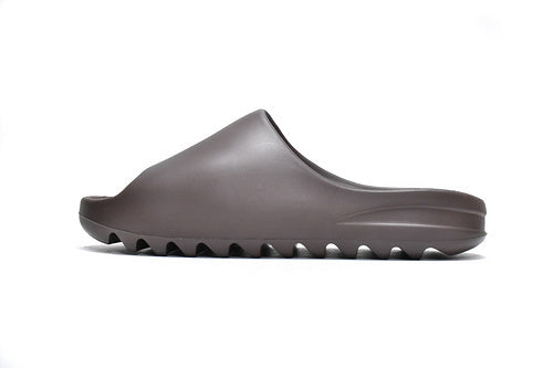 Yeezy Slides Soot Reps Sneaker G55495/GX6141
