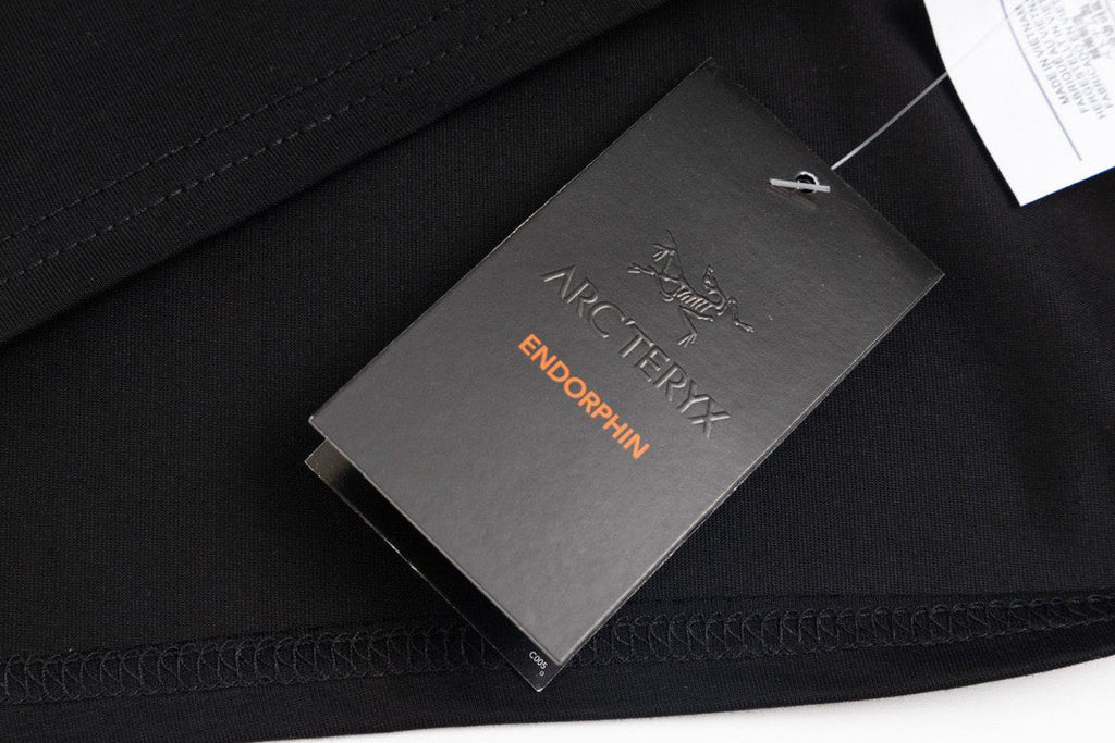 Arc'teryx Large White Bird Skeleton Logo Short‑Sleeve T‑Shirt Unisex