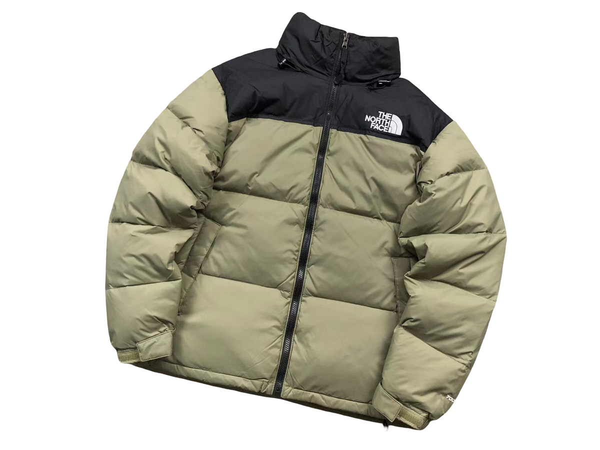 The North Face 1996 Retro Nuptse Jacket in Green