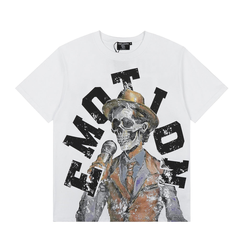 MIXED EMOTION Distressed Skull Graphic T-Shirt