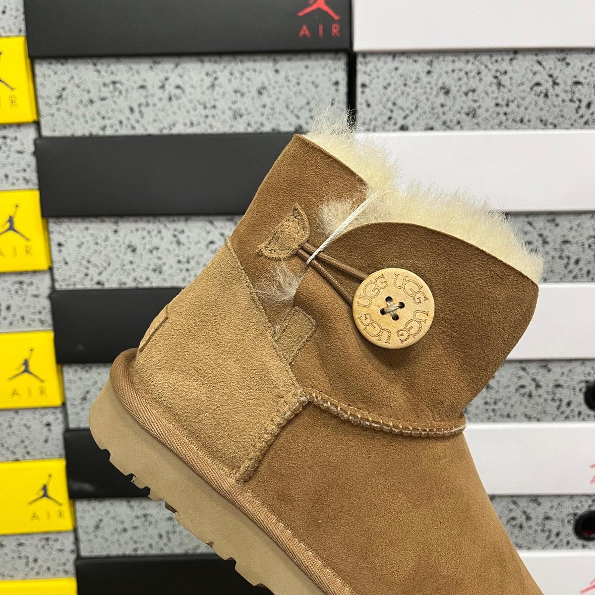 UGG Classic Mini Pull-On Boot – Suede Ankle Boot with Shearling Cuff & Tonal Outsole in Chestnut