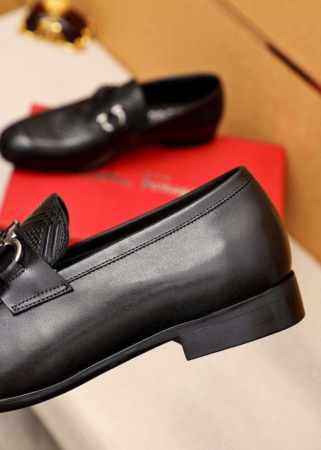 Ferragamo Men's Black Embossed Buckle Loafers - Rubber Sole