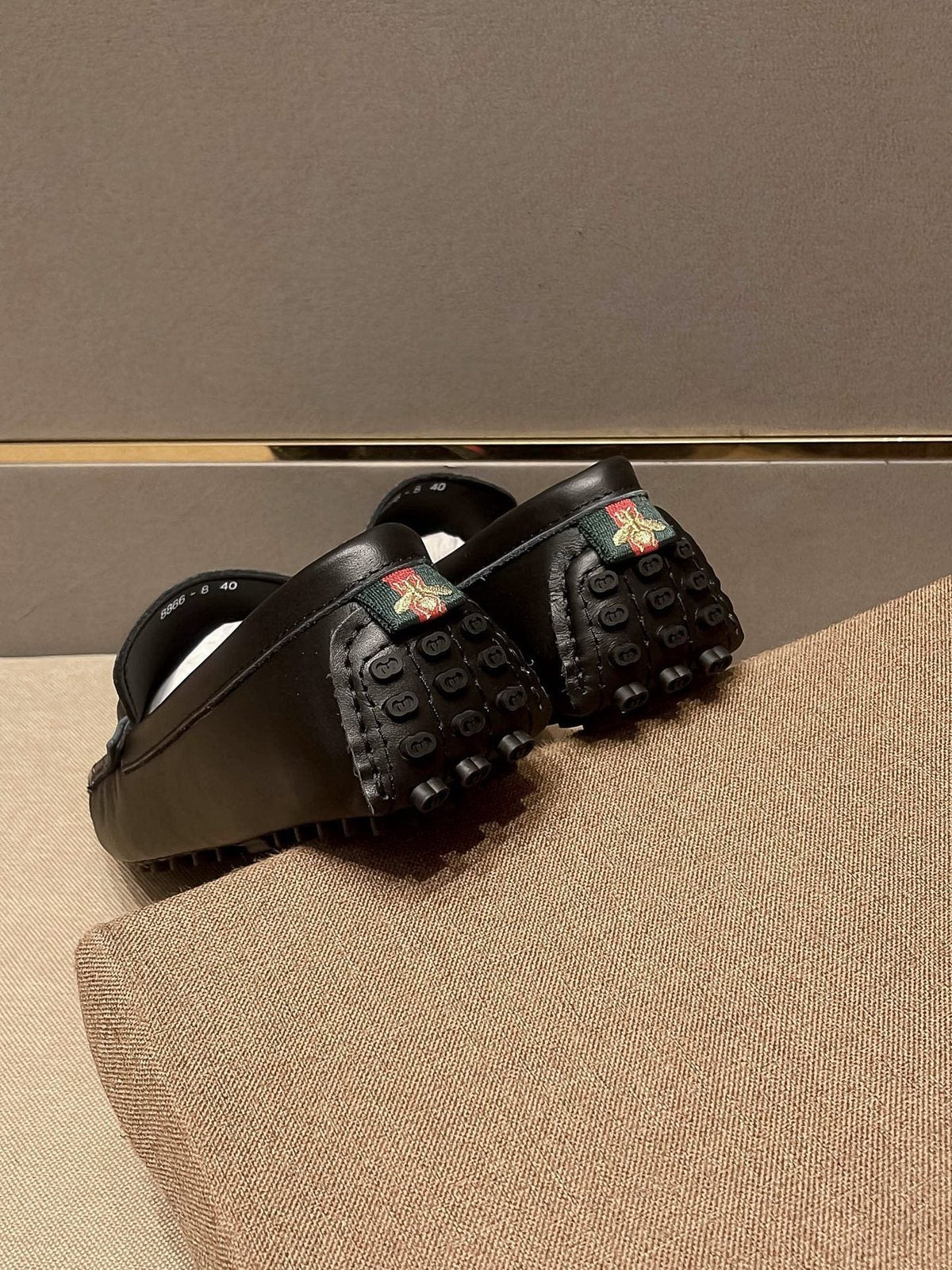 Gucci Men's Black Stripe Bit Loafers