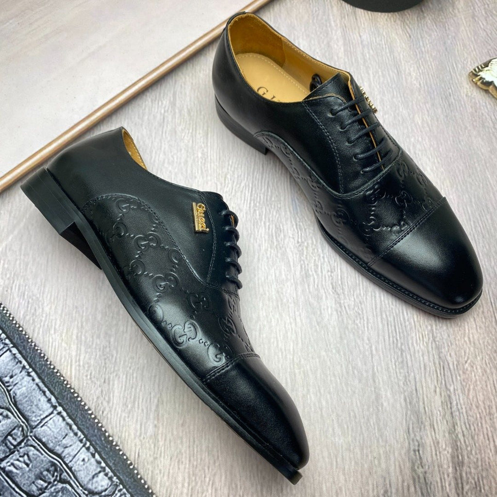 Gucci Black Embossed Lace-Up Dress Shoes