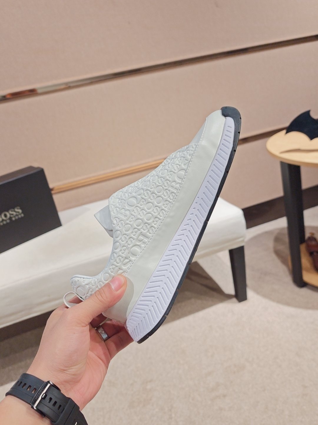 Hugo Boss Men's White Textured Low-Top Sneakers