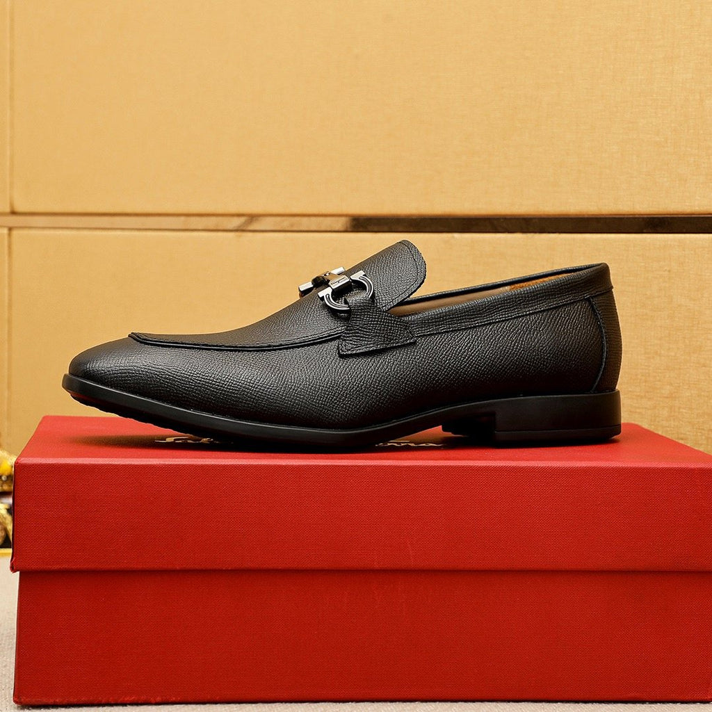 Men's Black Textured Buckle Slip-On Loafers