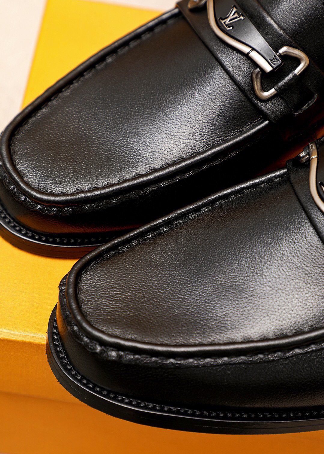 Louis Vuitton Black Leather Hardware Loafers - Composite Outsole