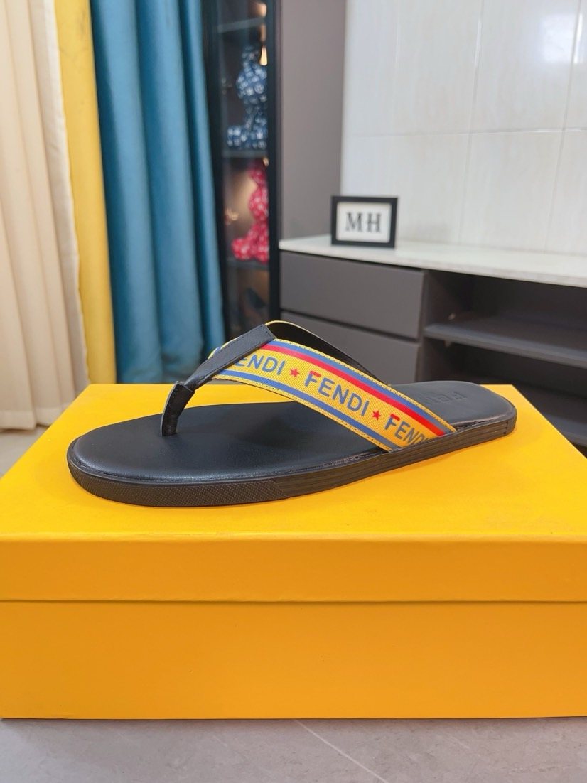 Fendi Men's Multicolor Strap Thong Sandals