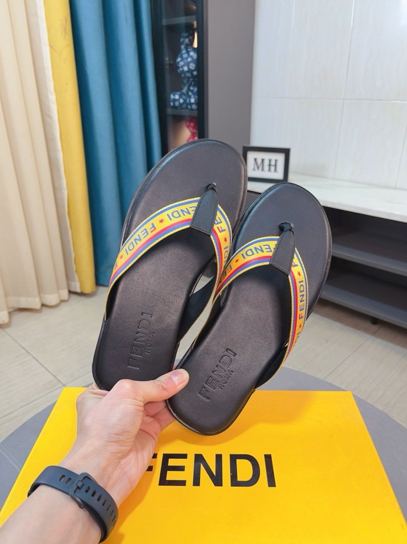 Fendi Men's Multicolor Strap Thong Sandals