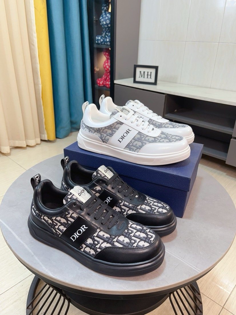 Dior Men's Patterned Low-Top Sneakers - Gray Patterned Upper Panels