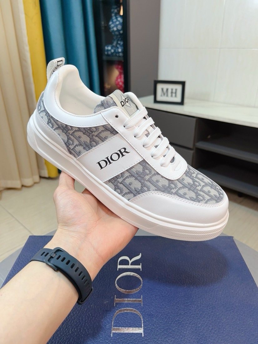 Dior Men's Patterned Low-Top Sneakers - Gray Patterned Upper Panels