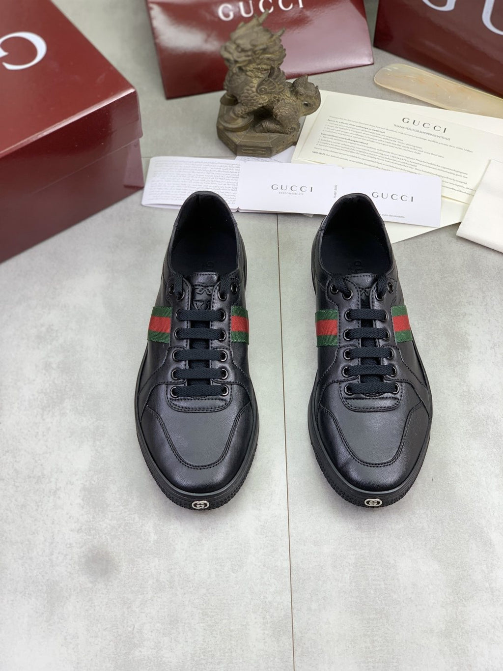 Gucci Low-Top Sneakers with Green and Red Side Stripes